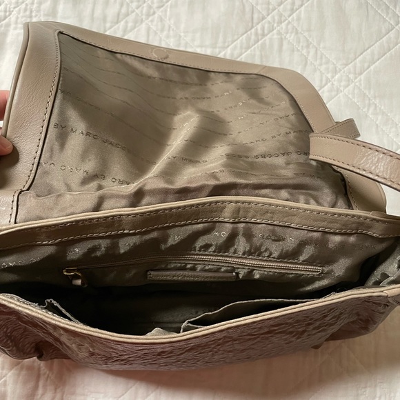 Marc Jacobs Crossbody - Picture 4 of 9
